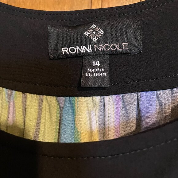 Rare EXPRESSIONS Eco Crossbody Tote Bag w/ Clutch & Ronni Nicole MIDI Dress! - Picture 4 of 16